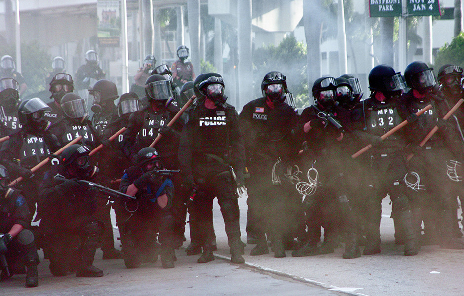 14-Police-Ready-to-Fire-Header-940x600
